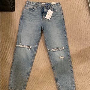 Classic mom fit denim light wash